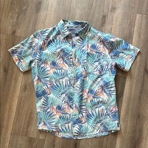 Izod Blue and Green Casual Button Down Shirt